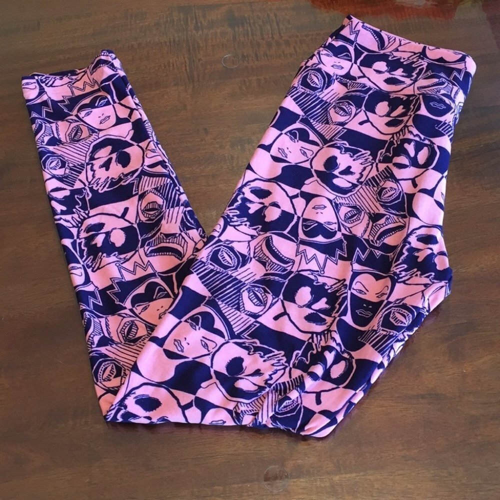 OS NWOT LuLaRoe Leggings Disney‎ Villans